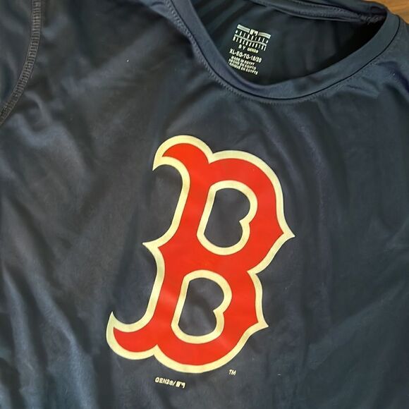 B BRAVES - Dri Fit Shirt - Navy Size Small T Shirt - Worn Once - Picture 2 of 2